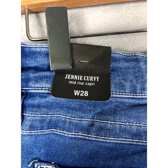 True Religion Women's Size 28 Jennie Curvy Mid Rise Capri NEW - Picture 6 of 9